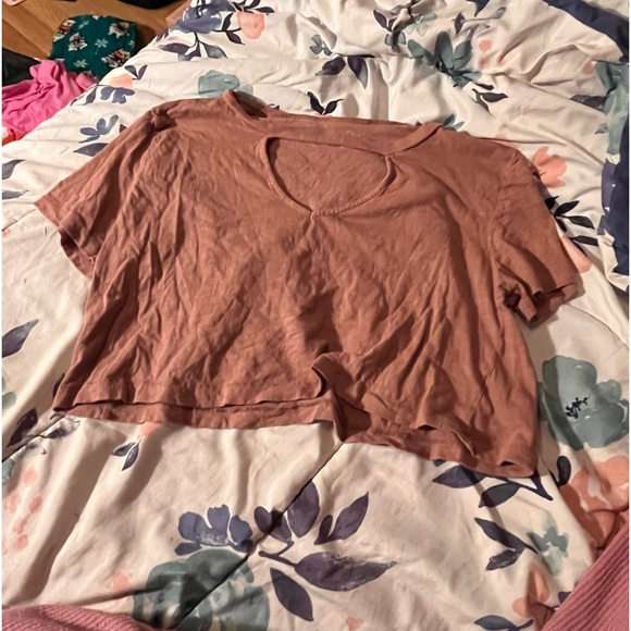 Pink Aéropostale crop top!! - Picture 1 of 4